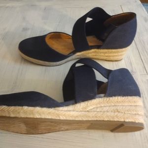 Life Stride fabric wedge sandals